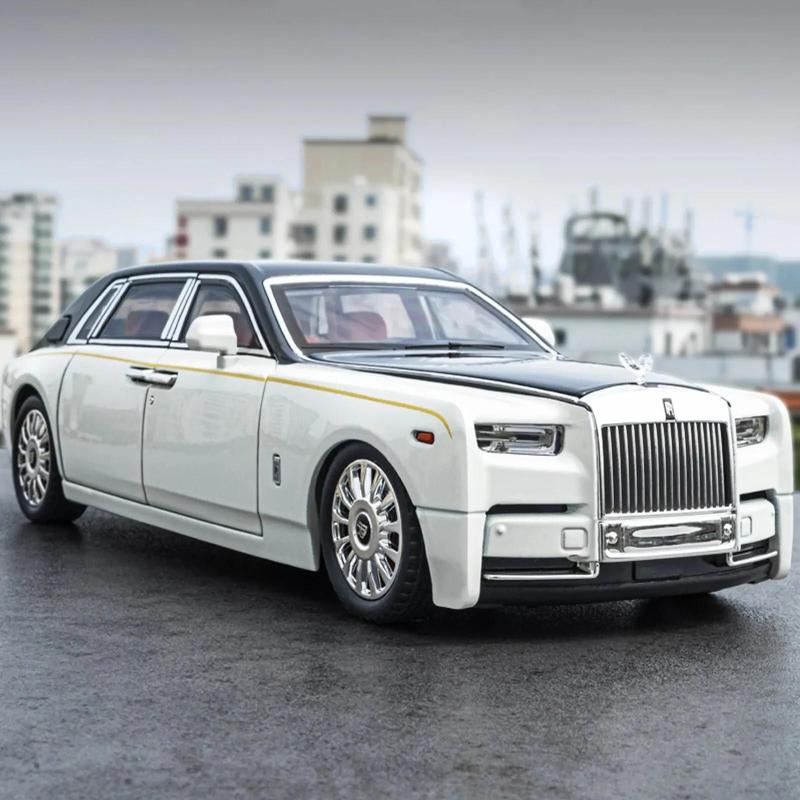 Modelo de Carro Rolls-Royce Phantom em Escala 1:18 - Liga de Zinco
